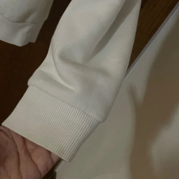 Puma Hoodie. White - Picture 8 of 10